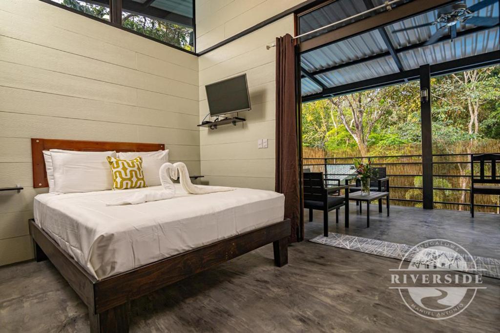 Riverside Villas 曼努埃尔安东尼奥 外观 照片